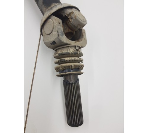 Карданный вал передний