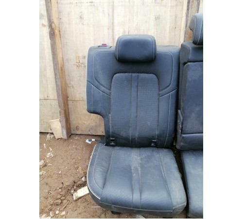 Задний ряд сидений