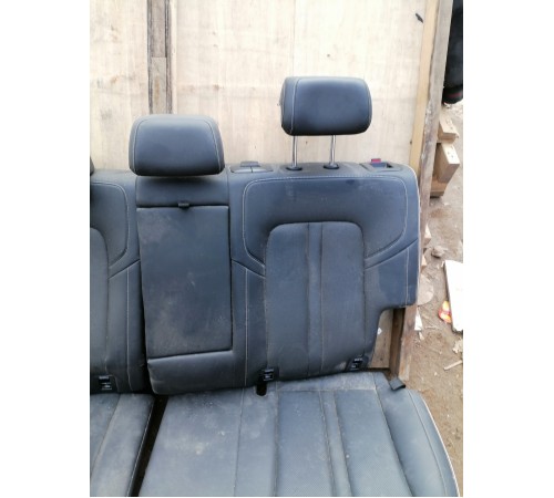 Задний ряд сидений