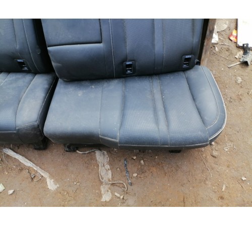 Задний ряд сидений