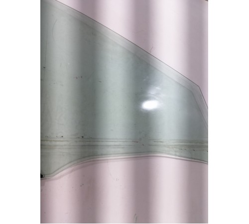 Стекло двери переднее правое