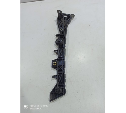 Кронштейн заднего бампера правый