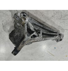 Кронштейн (крепление) рулевой рейки