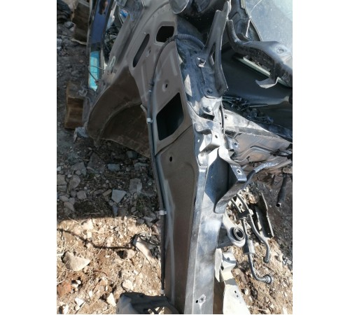 Лонжерон передний правый