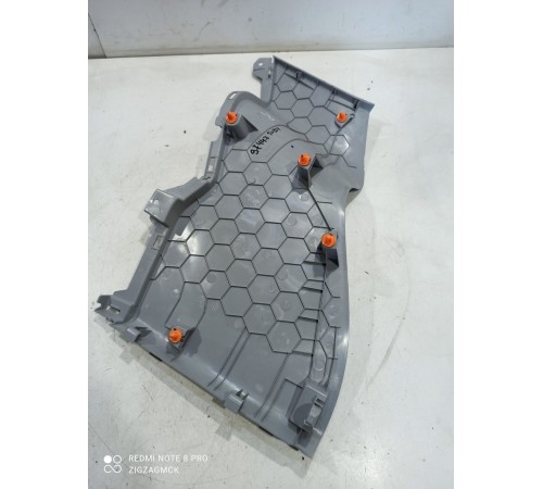 Накладка стойки (задняя правая)