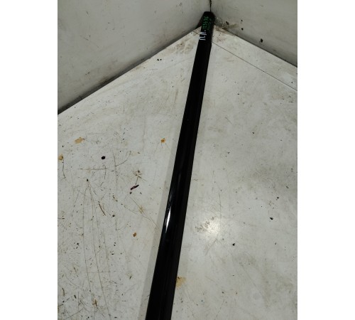 Уплотнитель стекла передний правый внешний