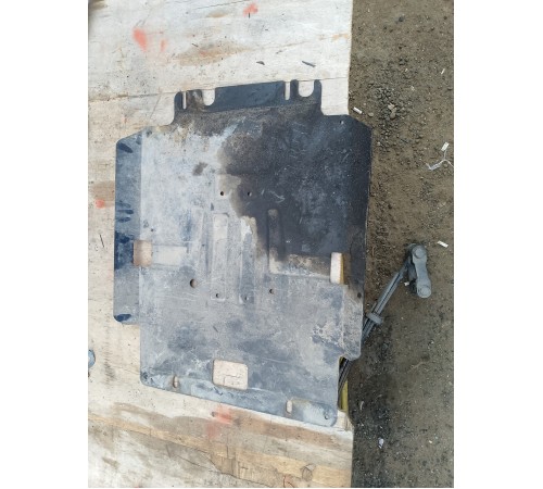 Защита днища кузова металлическая