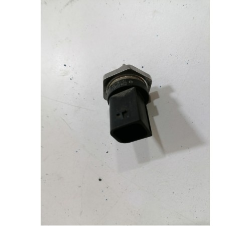 Датчик давления топлива