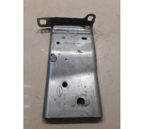 Кронштейн (левый, задний)