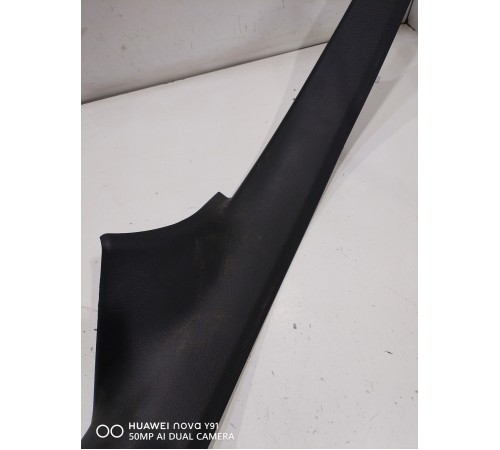 Обшивка стойки (задняя левая нижняя)