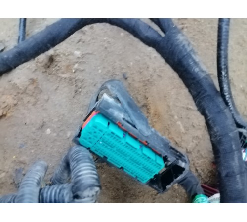 Электропроводка подкапотная с монтажным блоком