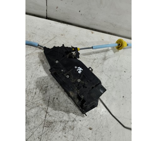 Замок двери задний левый