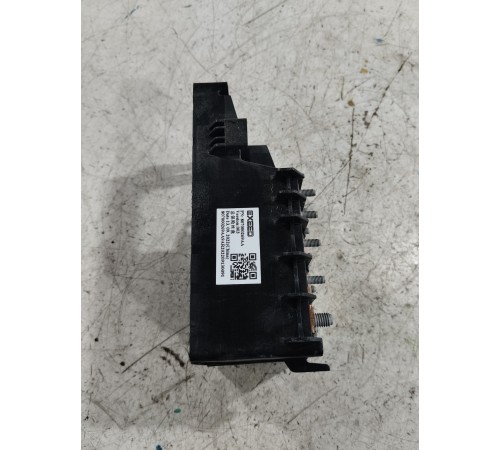 Блок предохранителей клемма