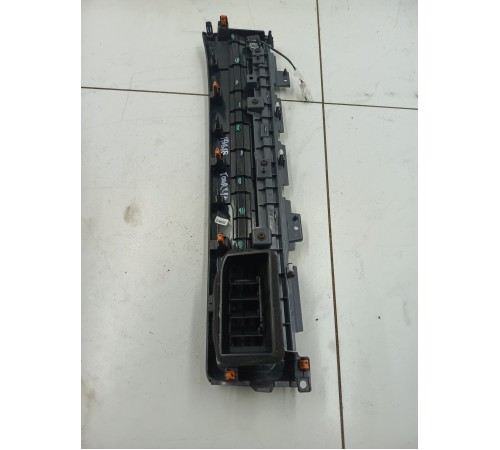 Накладка торпедо декоративная с воздушными дефлекторами