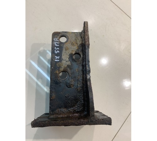 Кронштейн усилителя заднего бампера (правый)