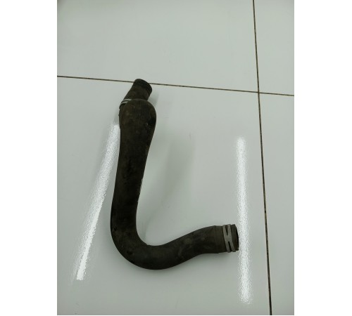 Патрубок радиатора