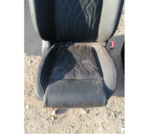 Сиденье переднее правое