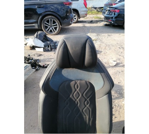 Сиденье переднее правое