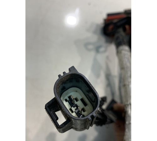 Клемма (плюс)