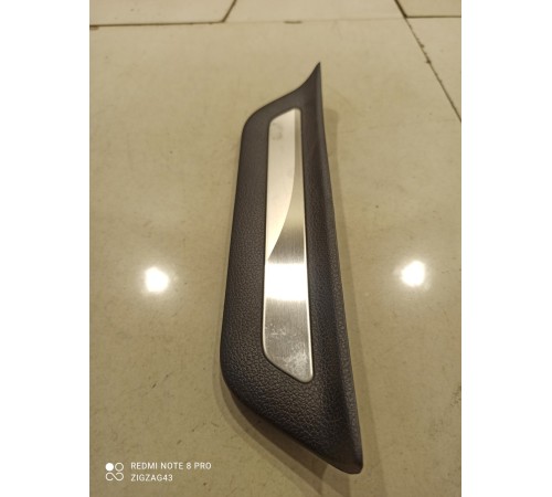 Накладка порога (задняя левая)