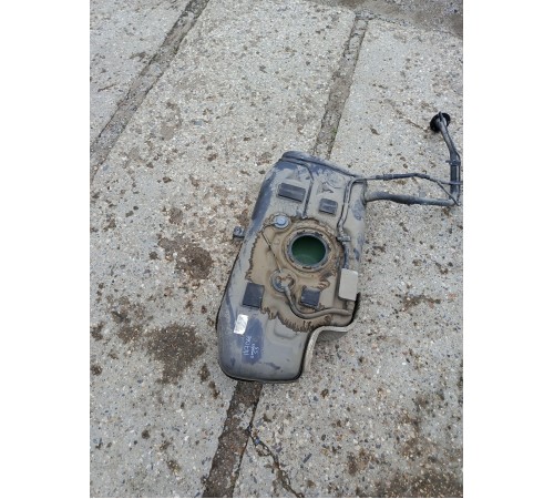 Бак топливный