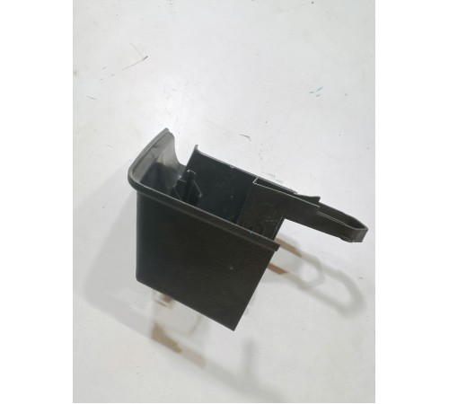 Накладка сиденья передняя правая