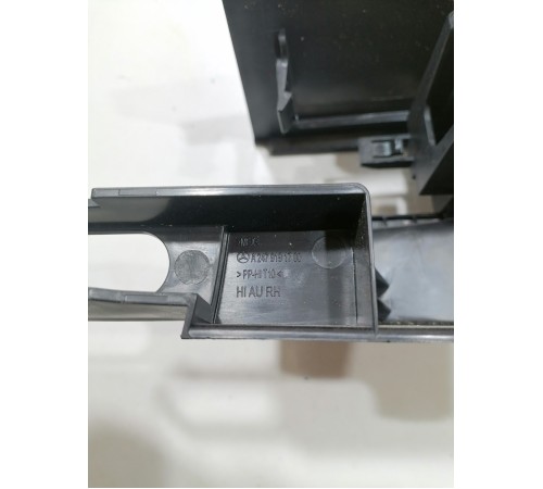 Накладка сиденья передняя правая