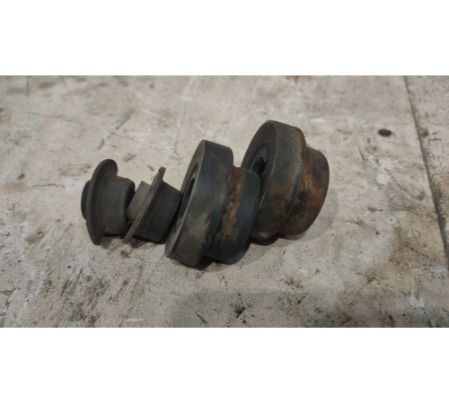 Комплект посадочных резинок основного радиатора