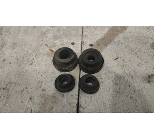 Комплект посадочных резинок основного радиатора