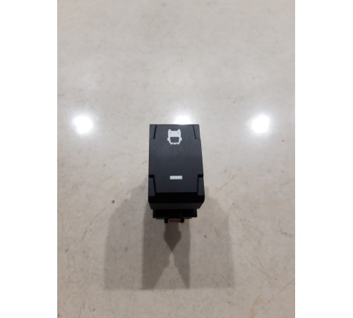 Кнопка включения габаритов на крыше