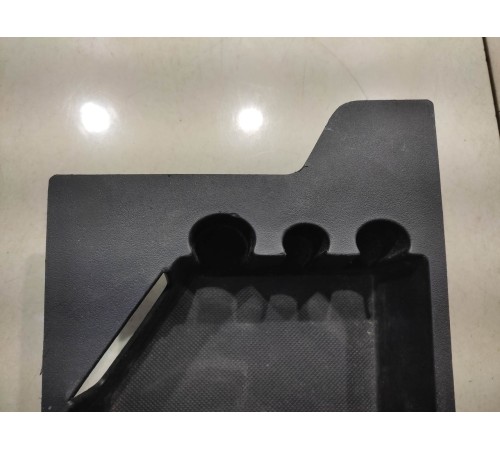 Бардачок(вещевой ящик)