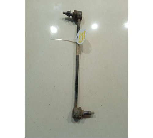 Стойка стабилизатора передняя