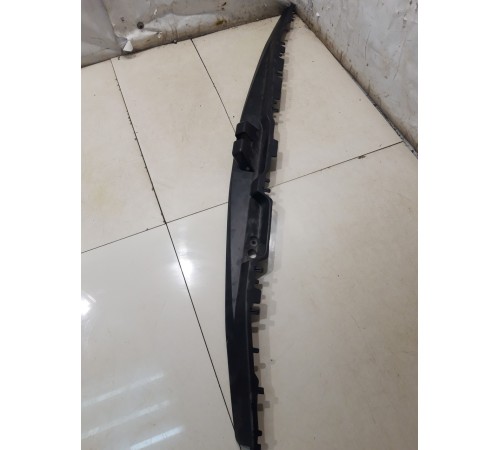 Кожух замка багажника