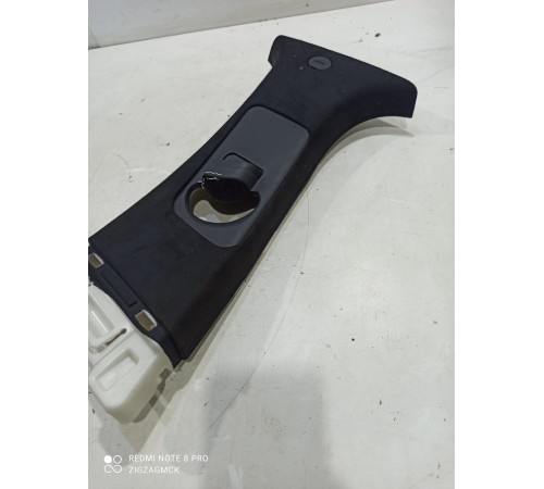 Обшивка центральной стойки(левая верхняя)