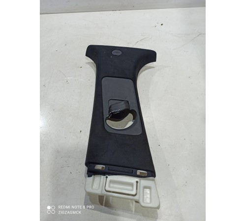 Обшивка центральной стойки(левая верхняя)