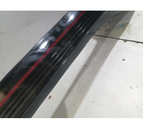 Фонарь крышки багажника центральный