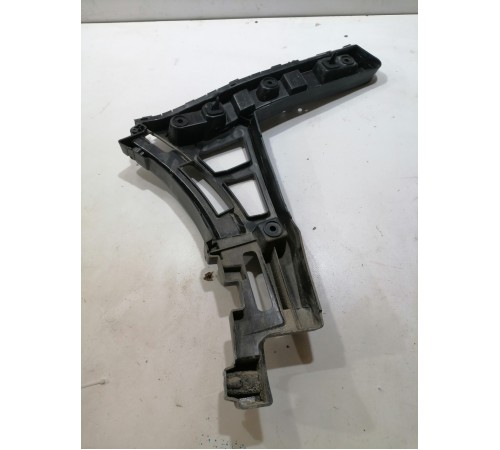 Кронштейн бампера задний правый