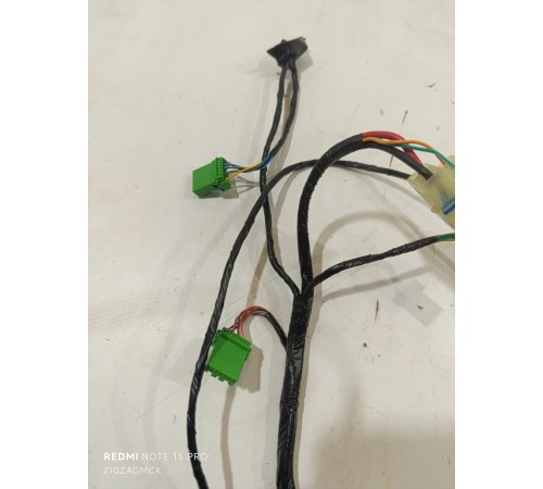 Проводка переднего корпуса отопителя , печки