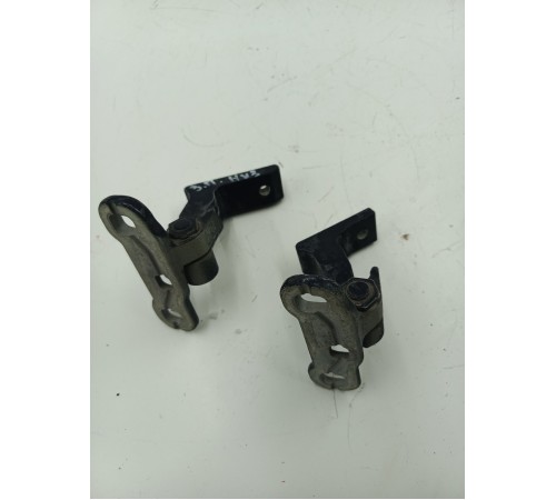 Комплект петель двери задней правой 2 шт.