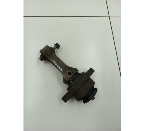 Подушка опора АКПП коробки передач