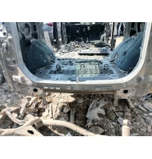 Задняя панель кузова