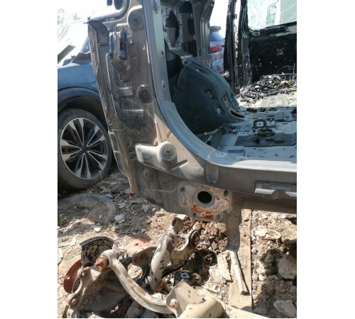 Задняя панель кузова