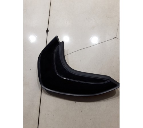 Молдинг крыла задний левый верхний