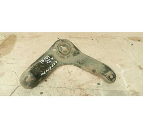 Кронштейн переднего подрамника задний правый