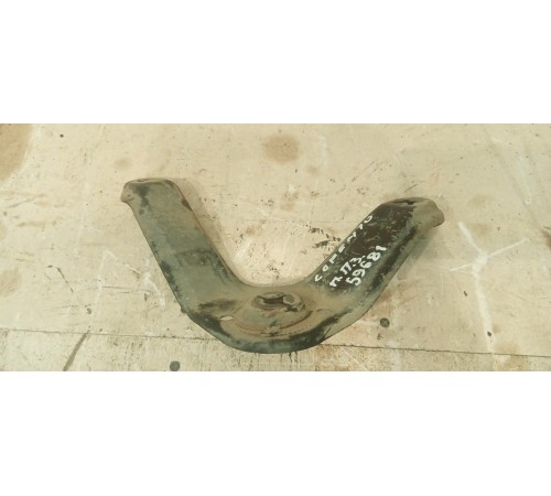 Кронштейн переднего подрамника задний правый