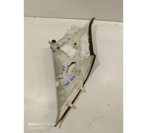 Обшивка задней стойки правая