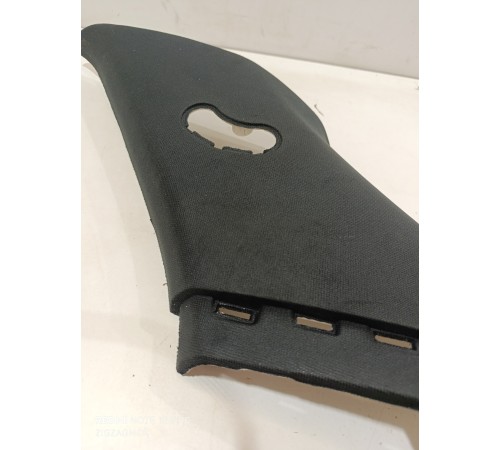 Обшивка задней стойки правая