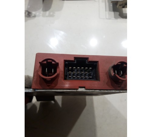 Преобразователь напряжения (трансформатор)