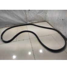 Уплотнитель двери (передний, правый)