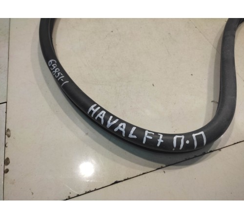 Уплотнитель двери (передний, правый)